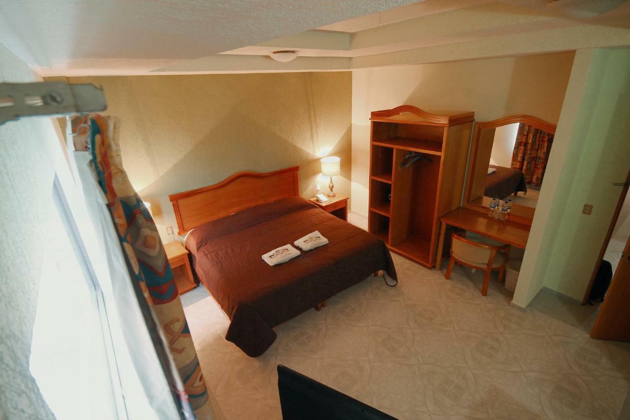Hotel El Conquistador Monarca. Ситакуаро Экстерьер фото