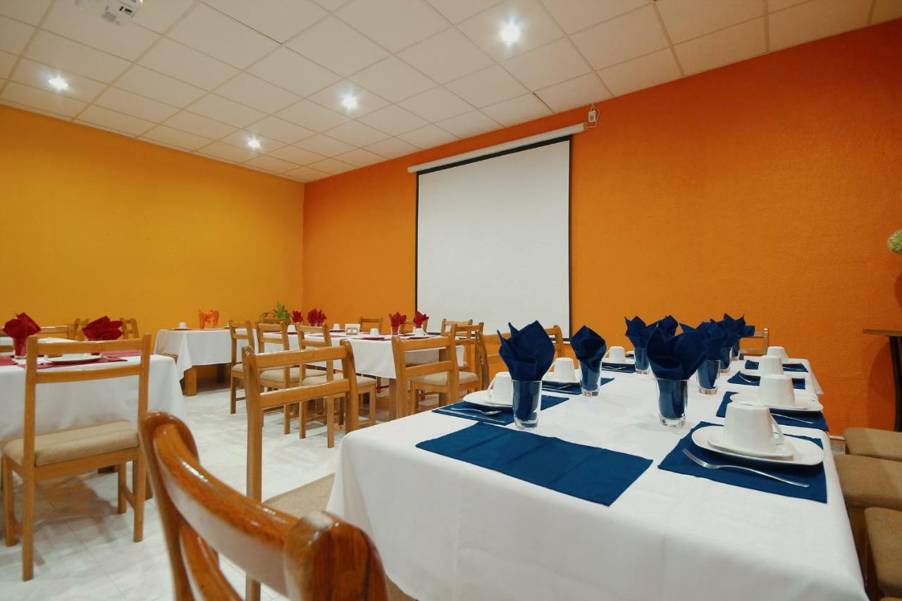 Hotel El Conquistador Monarca. Ситакуаро Экстерьер фото