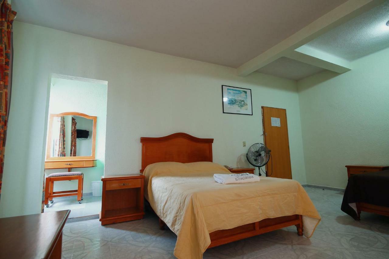 Hotel El Conquistador Monarca. Ситакуаро Экстерьер фото